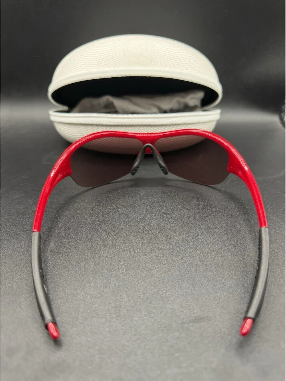 Oakley Endure Lipstick Red/G20 Lenses 09-803